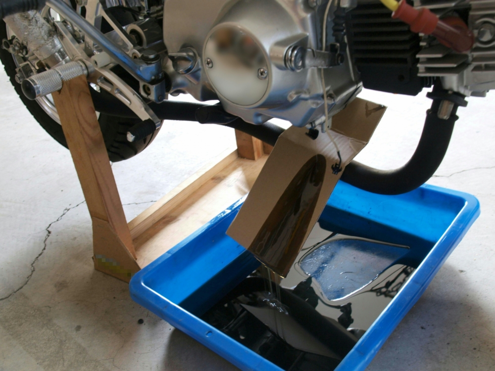 事業に伴う廃油は産業廃棄物で処分必須