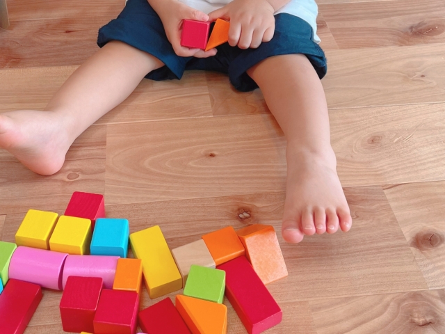 おもちゃは何ゴミ?自治体での素材・種類別の分別方法