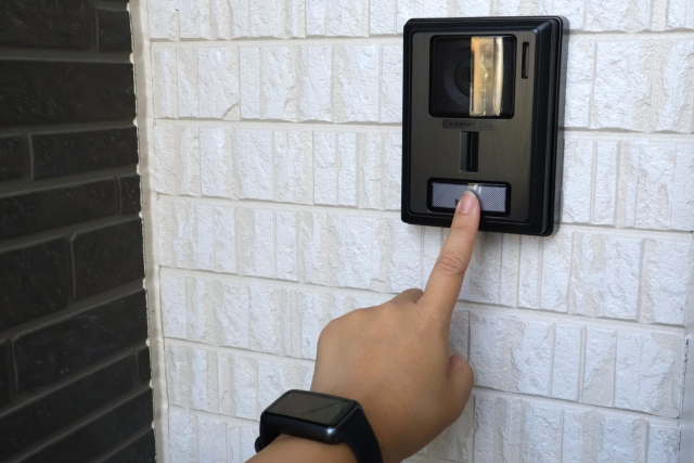 怪しい不用品回収業者が急に訪問する理由